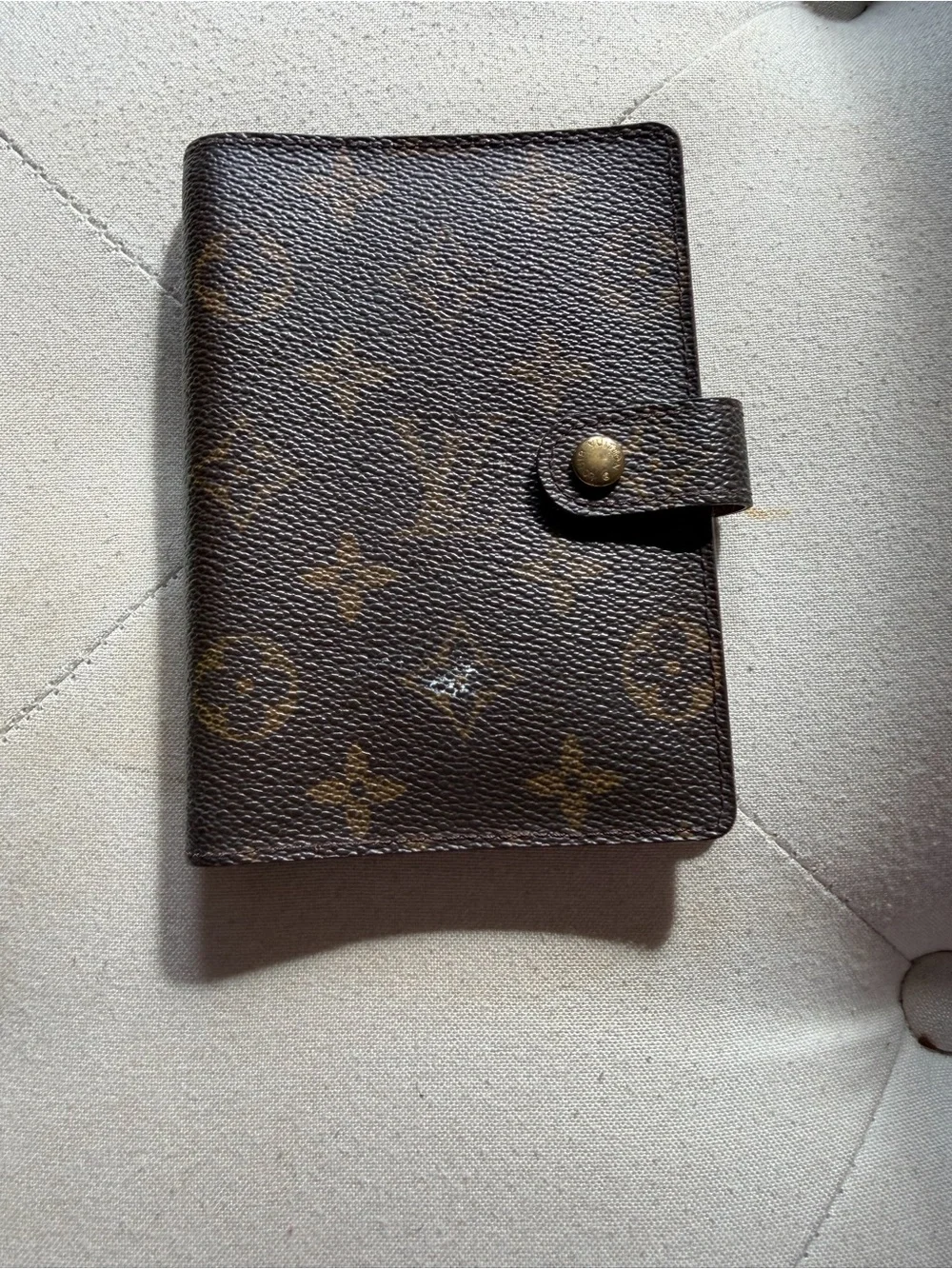 Authentic Louis Vuitton Monogram Canvas Card & Key Holder in Brown
